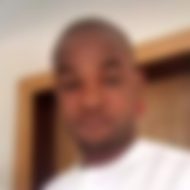 Olu (38) aus Fridolfing