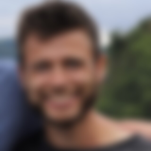 Julian (32) aus Bergneustadt
