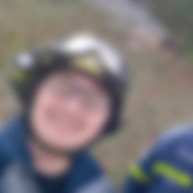 tkania (25) aus Leonberg