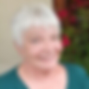 Elfriede99 (70) aus Östringen