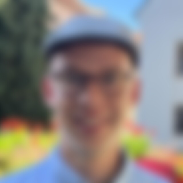 Nikothenormal (28) aus München