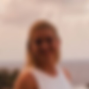Jen92 (33) aus Detmold