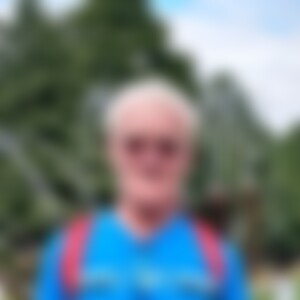 Bernd49 (76) aus Dietzhhoelztal