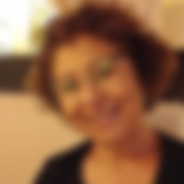 Iona (60) aus Detmold