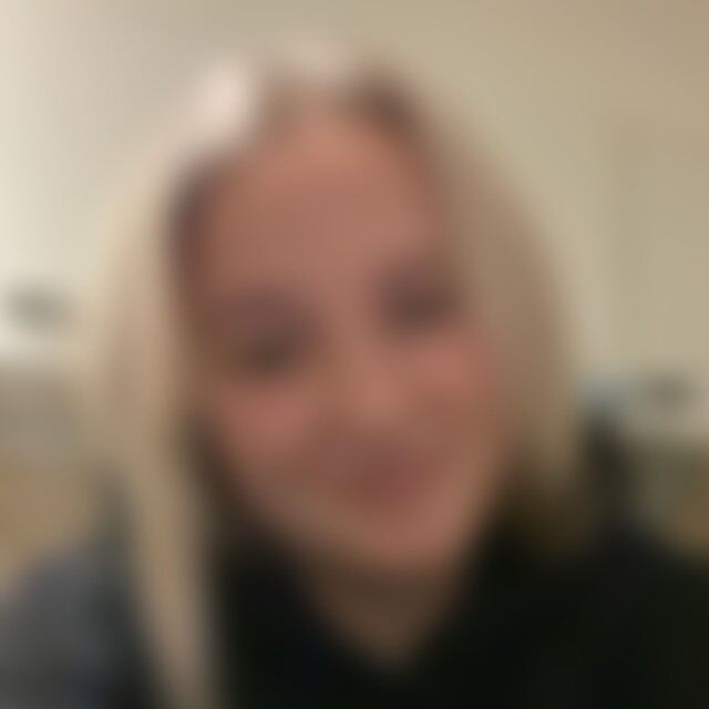 Deboraaa (20) aus Mannheim
