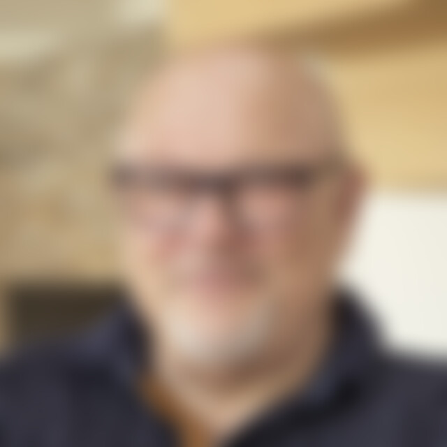 Elicker (71) aus Radebeul