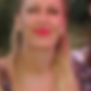 Blume123 (51) aus Frankfurt