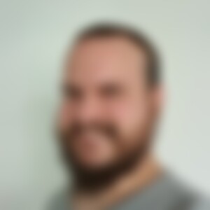 VaddiO (37) aus Geislingen