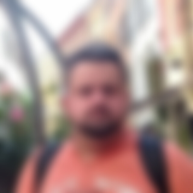 TuToniBa (31) aus Meißen