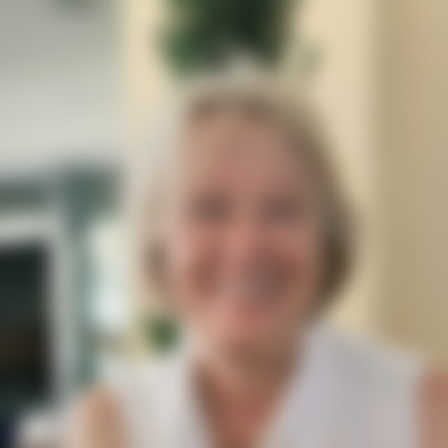 Mareni (73) aus Königs Wusterhausen