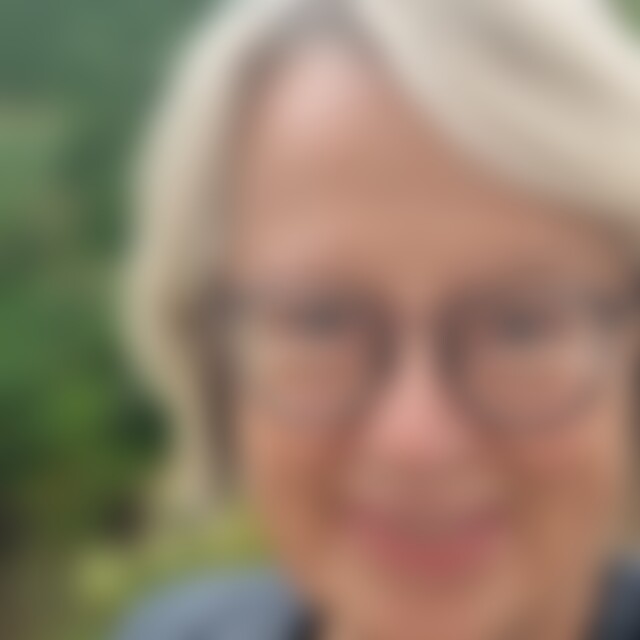 Mareni (73) aus Königs Wusterhausen