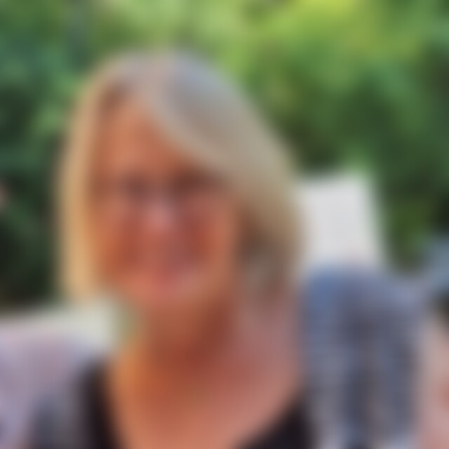 Mareni (73) aus Königs Wusterhausen