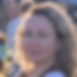 julijaustavi (42) aus Lietuva