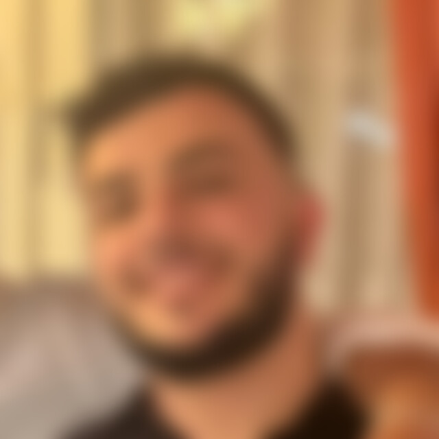 Ilie (24) aus Stuttgart