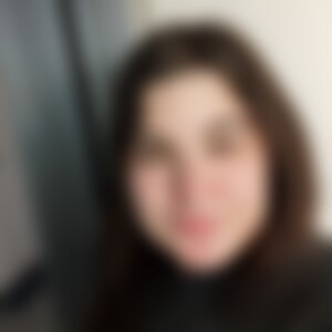 Mery98 (28) aus Unterschleißheim