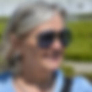 Federlenke (75) aus Erftstadt bei Köln/Bonn