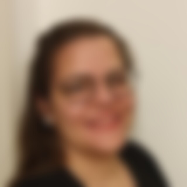 Bandgirl (40) aus Wiesbaden