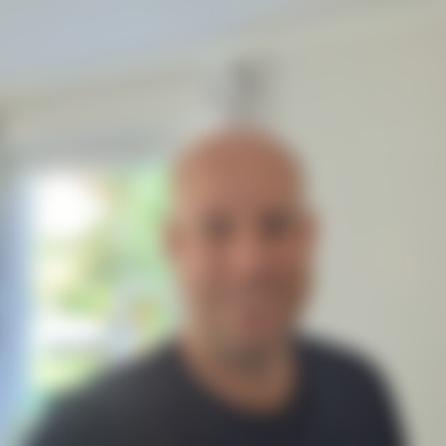 Micha81 (44) aus Hennef