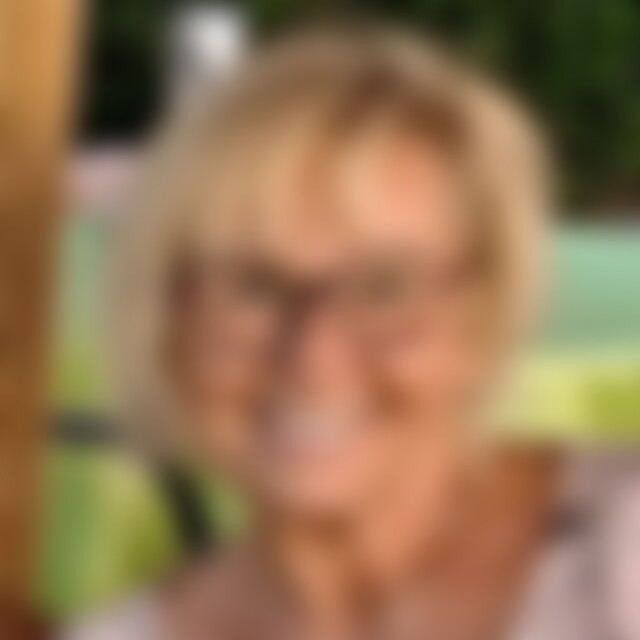 Evelin (62) aus Pfedelbach
