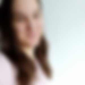 Ara (32) aus Pracht