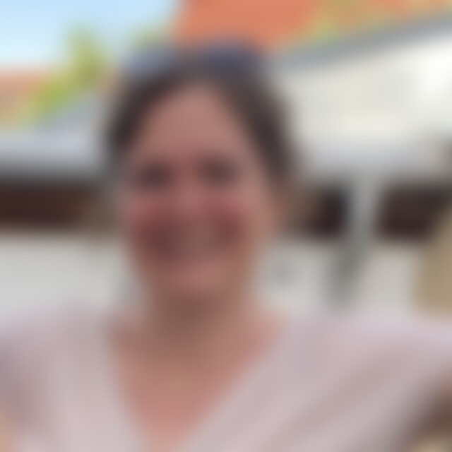 Amende (46) aus Berlin