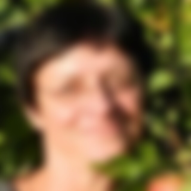 einneuertag (66) aus Zwickau