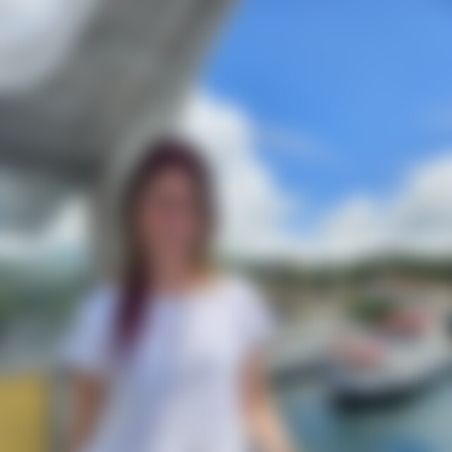 Maliya (48) aus Esslingen