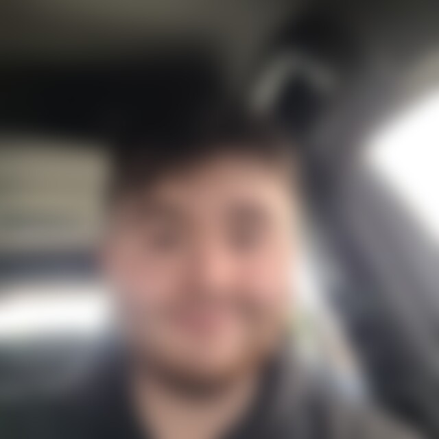 DennisOrthodox (21) aus Versmold