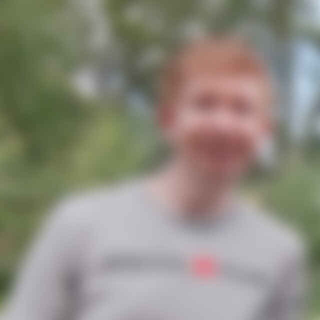 kay85 (40) aus Linkenheim-Hochstetten