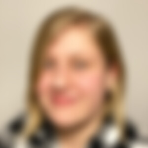 violaa (22) aus Detmold