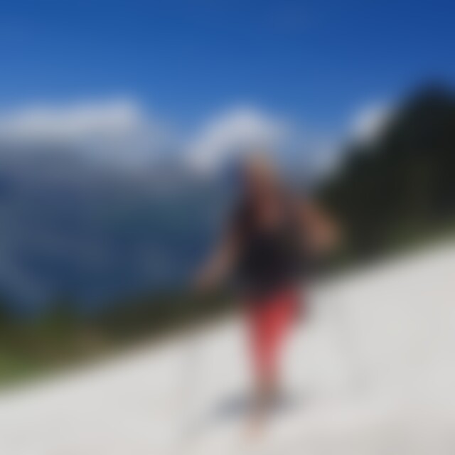 Elisa90 (58) aus Oberterzen
