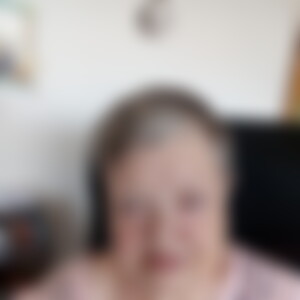 Joni (77) aus Mülheim an der Ruhr