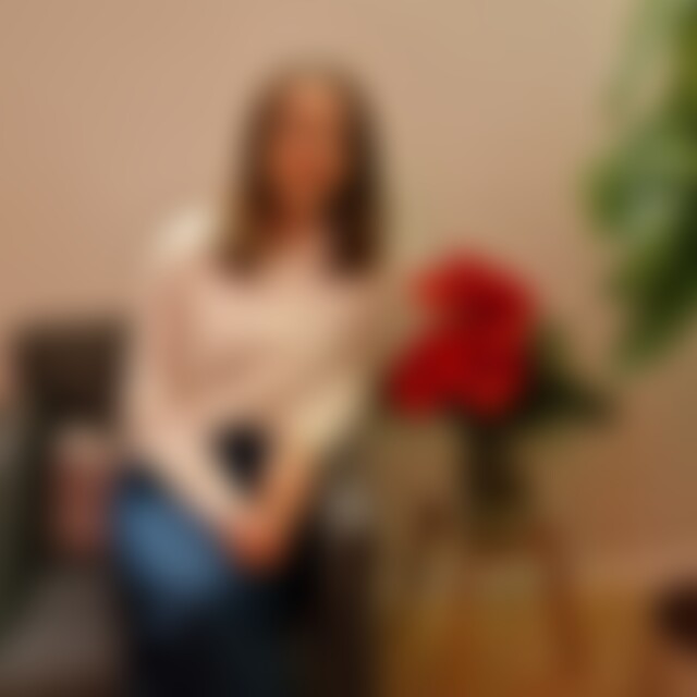Veraa (27) aus Dortmund
