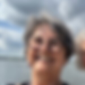Maya28 (69) aus Hamburg