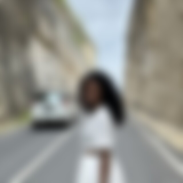 Niraina (29) aus Stuttgart