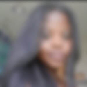 Niraina (29) aus Stuttgart