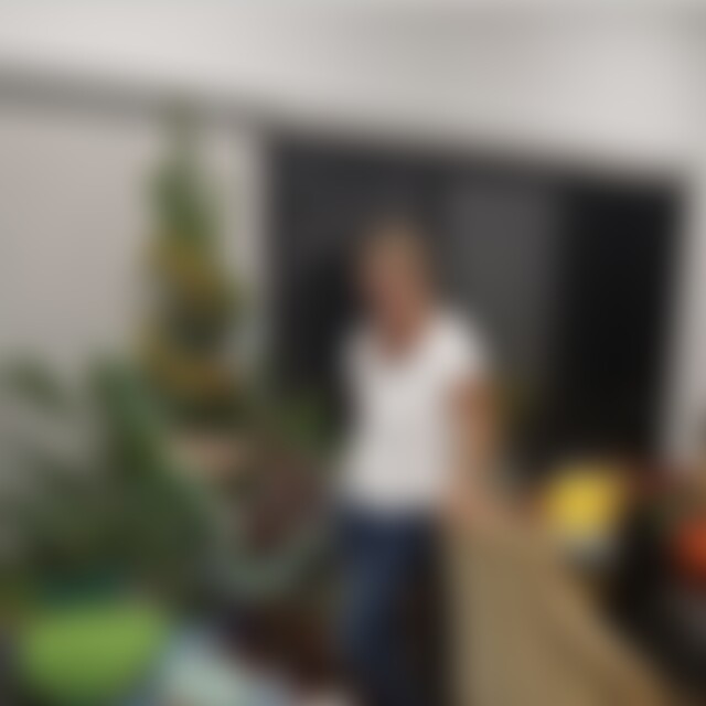 Sahra2 (59) aus Neustadt