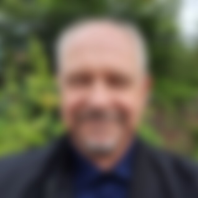 Khnut (62) aus Hamburg
