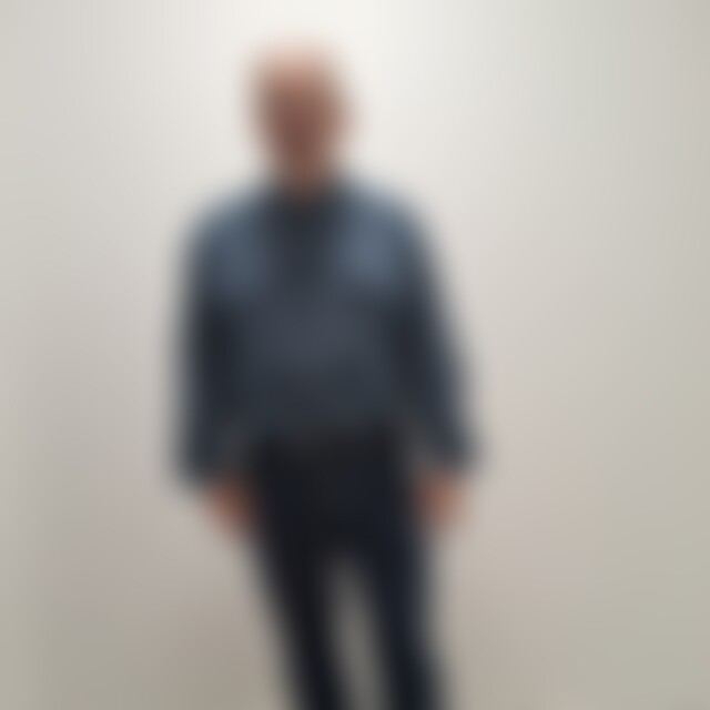 Khnut (62) aus Hamburg
