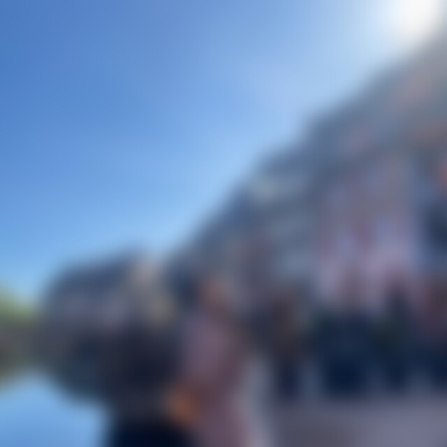 khiosida (27) aus wiesbaden