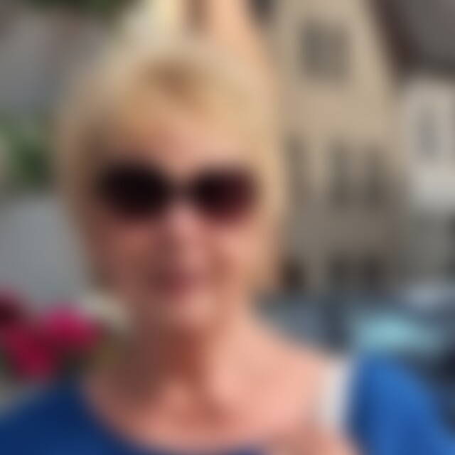 W8aElwFE (74) aus Barth