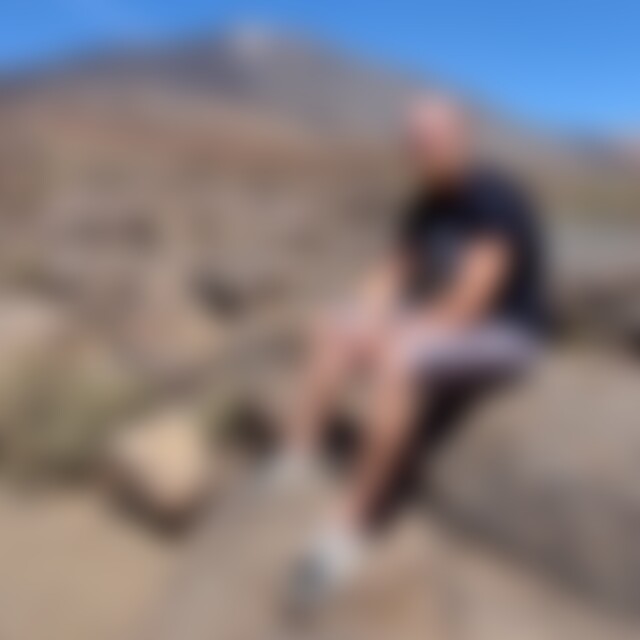simondrgust (34) aus Aue