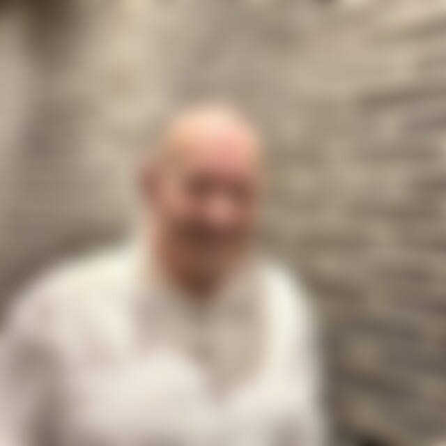 Olli (73) aus Krefeld