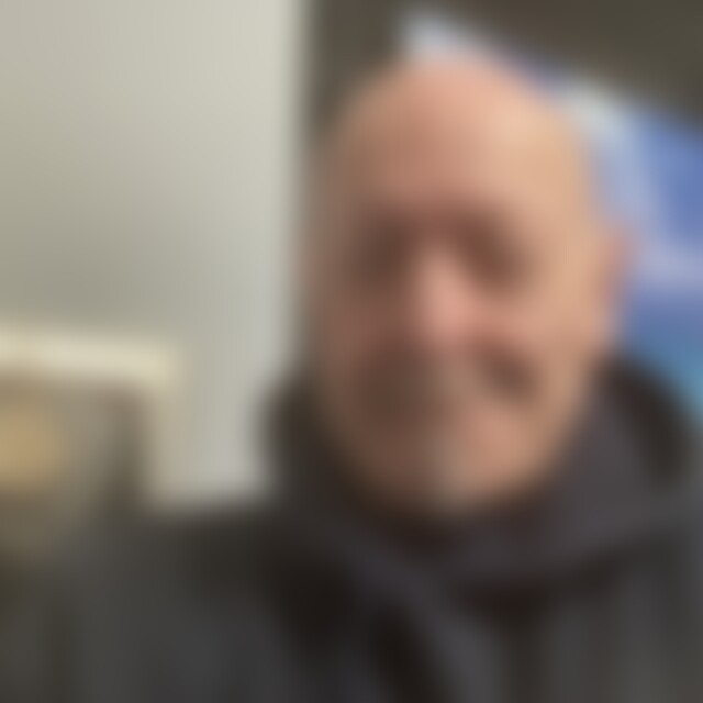 Olli (73) aus Krefeld