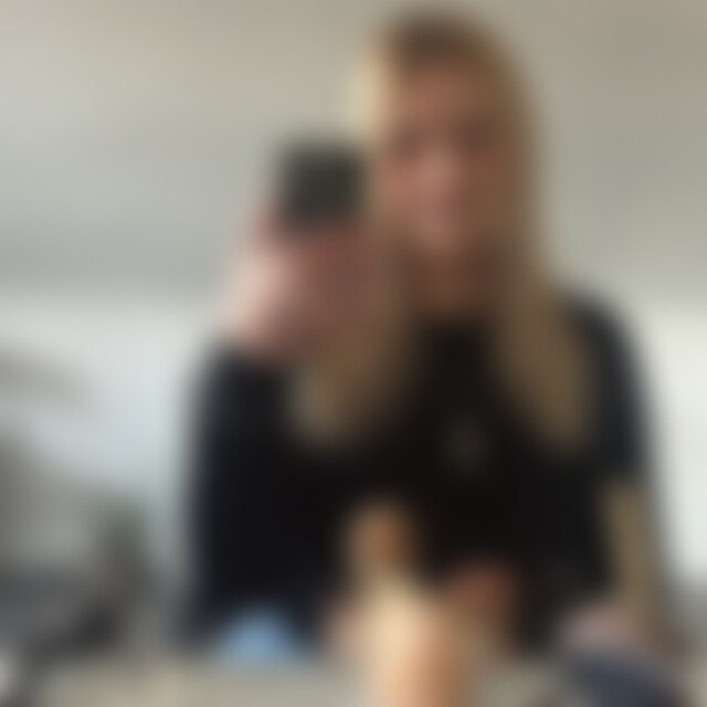 paulinaa (25) aus Hamburg