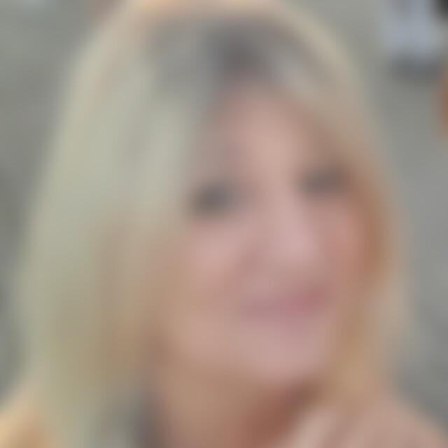 Lichtbringerin (64) aus Stuttgart