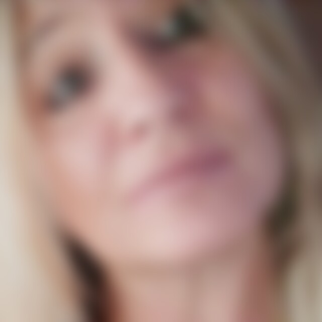 Lichtbringerin (64) aus Stuttgart