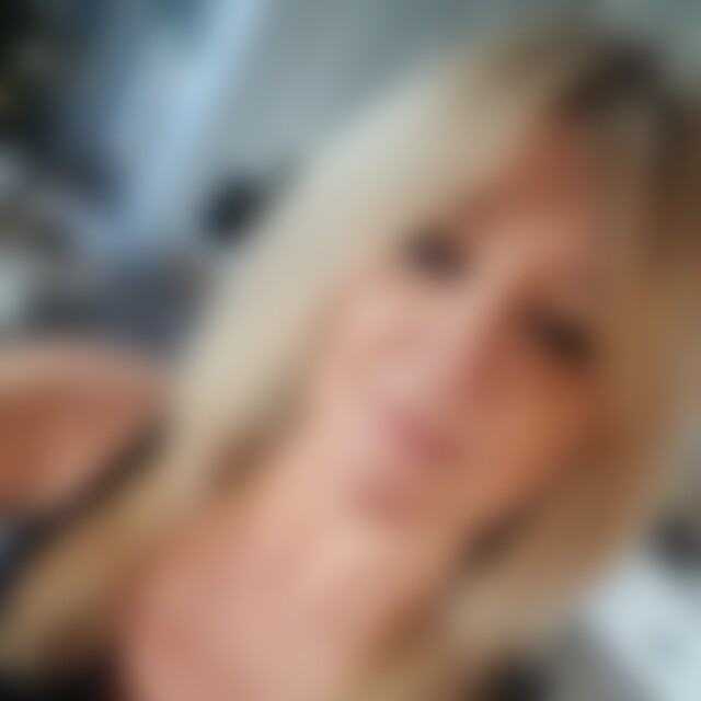 Lichtbringerin (64) aus Stuttgart