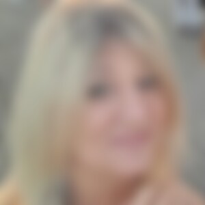 Lichtbringerin (64) aus Stuttgart