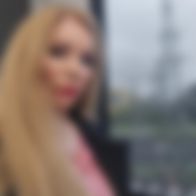 Emmaeva (43) aus Berlin